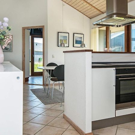 8 Person Holiday Home In Ulfborg Екстер'єр фото