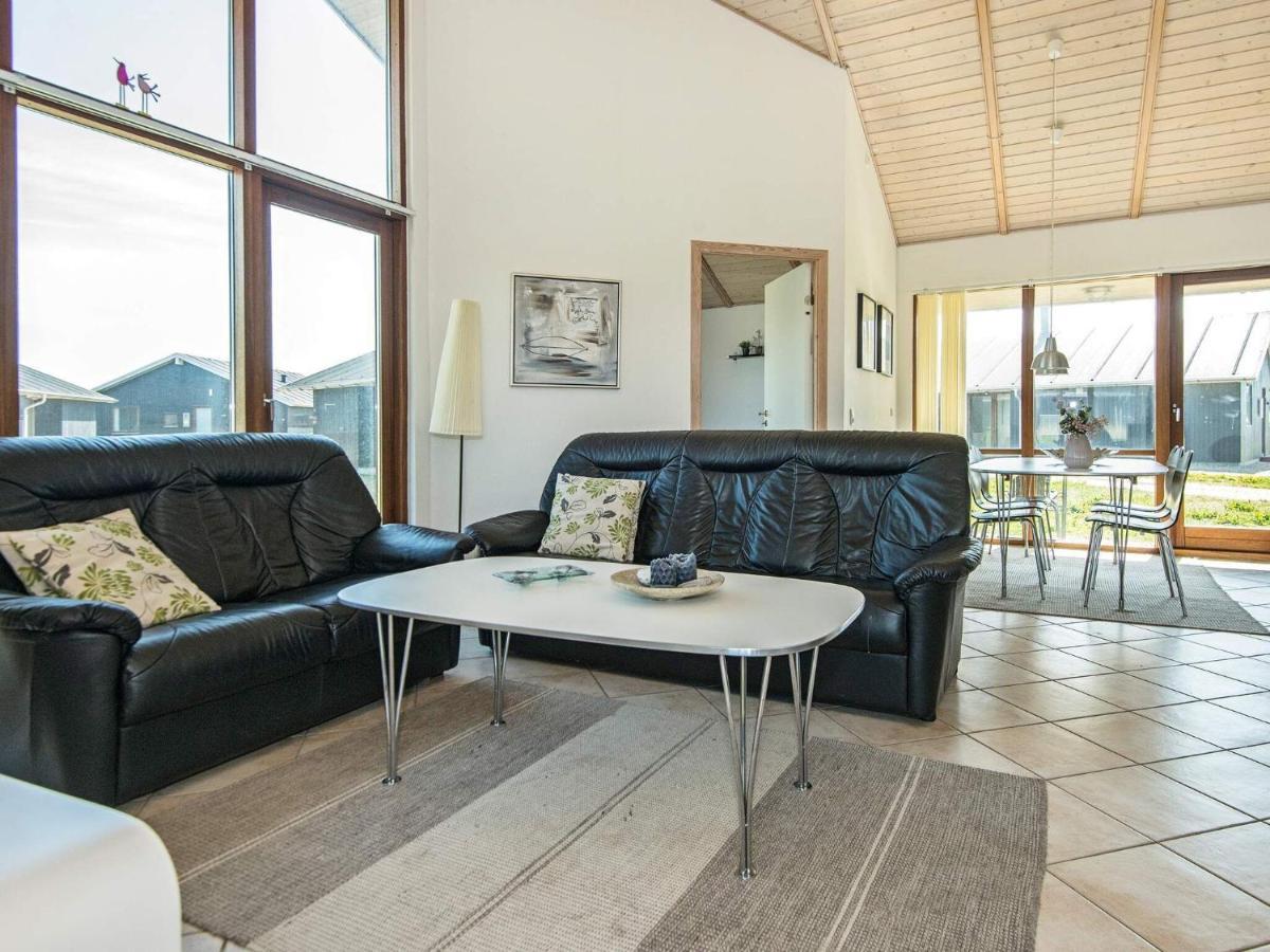 8 Person Holiday Home In Ulfborg Екстер'єр фото