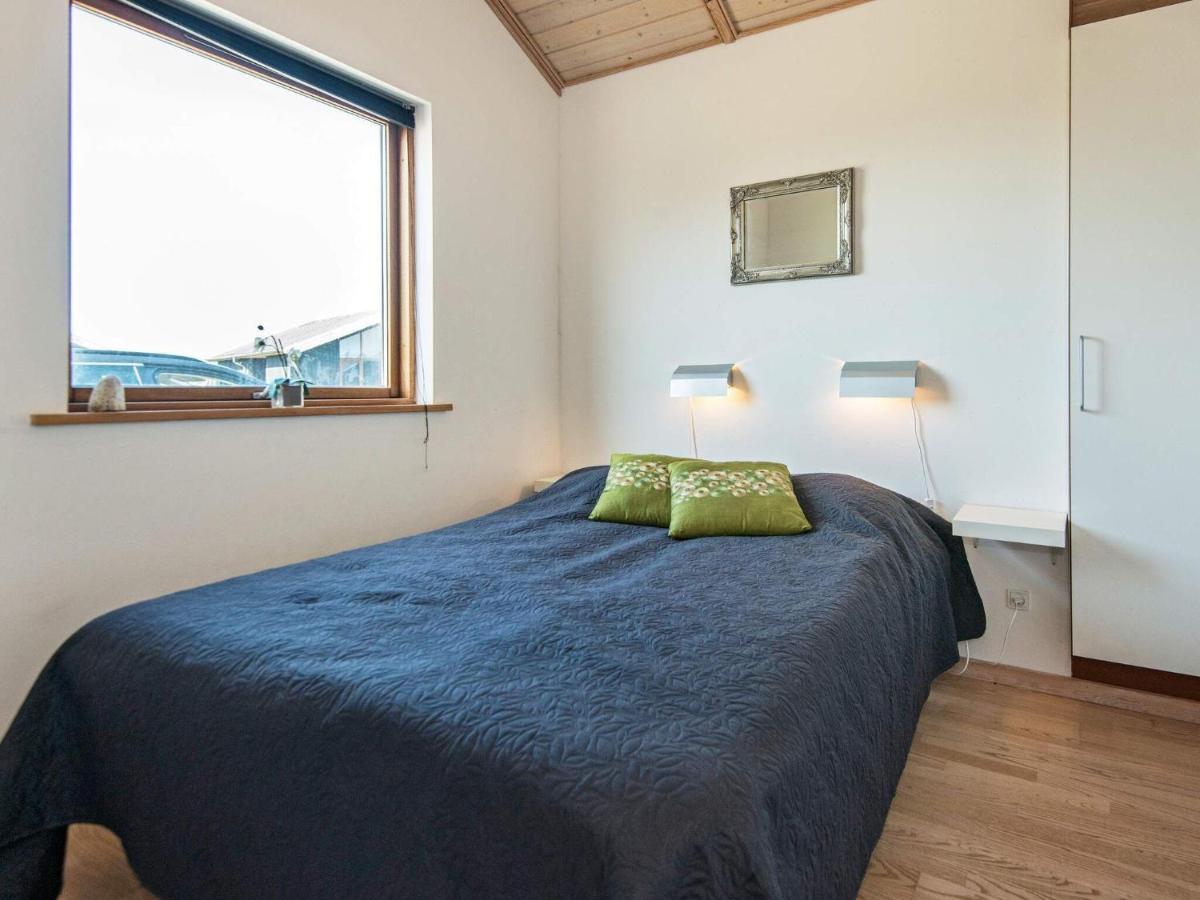 8 Person Holiday Home In Ulfborg Екстер'єр фото